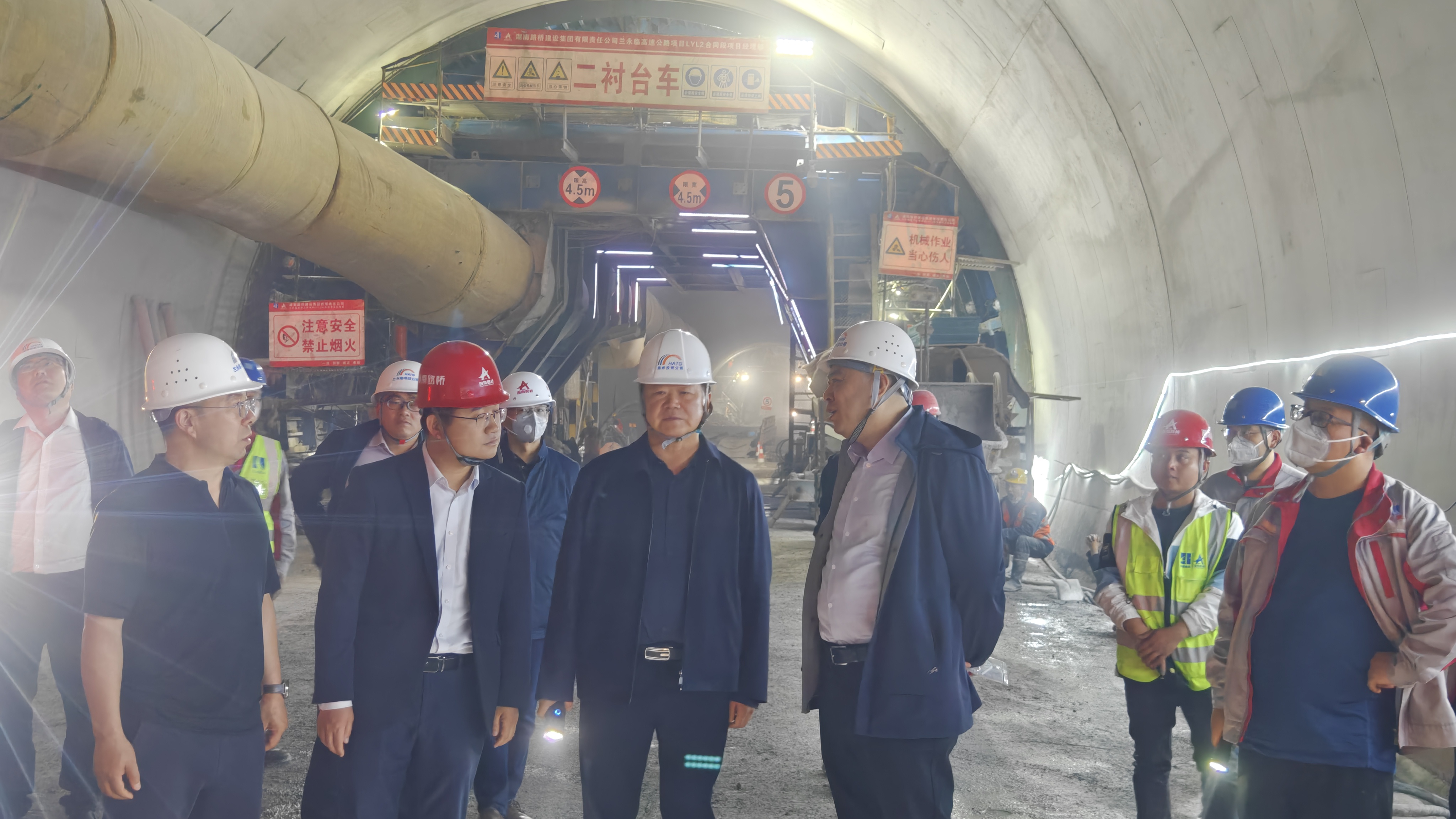 微信图片_20250421114037(1)(1).jpg